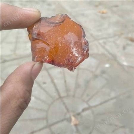 万山新材料供应汽一级蒸气湿地食用工业级松香微黄块状