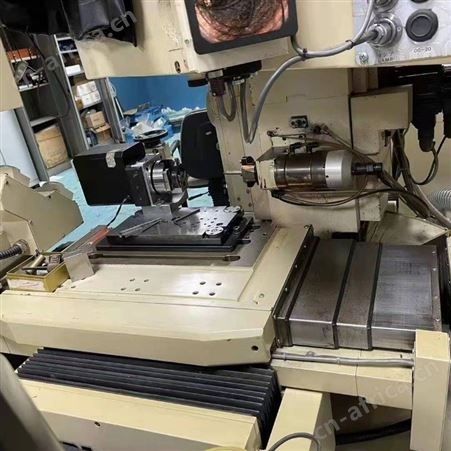 工厂倒闭出售二手日本WAIDA 光学曲线磨PGX-2500 二手日本光学磨床 日本瓦伊达进口光学磨