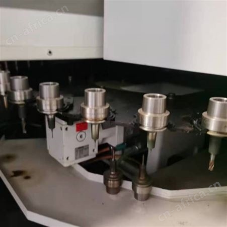 仓库现货出售二手外资企业少用GF米克朗HSM500加工中心1台