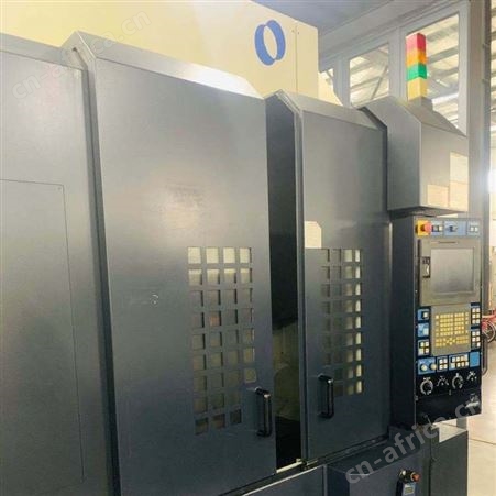 转让二手九成新日本makino牧野V56高速加工中心CNC自动车床