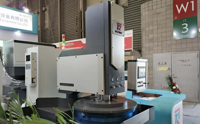  双面研磨机中使用的研磨液在加工过程中所呈现特点